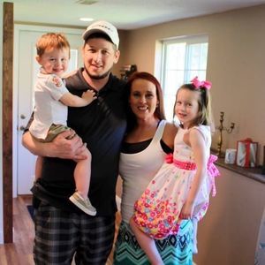 Meet your Posher, Leslie